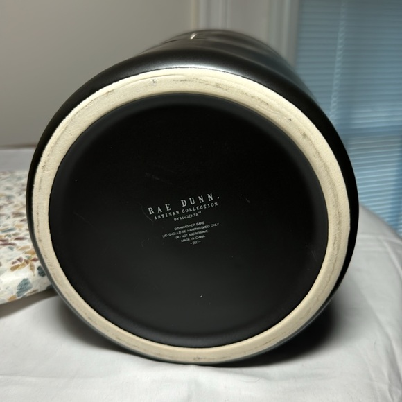 Rae Dunn Large Rice canister - Picture 9 of 9